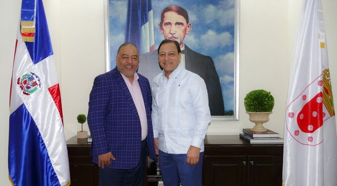 Renuncia asesor de Abel Martínez por diferencias estratégicas en el PLD