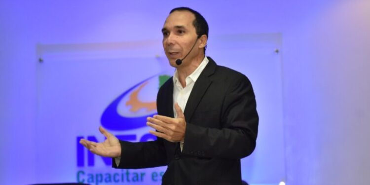 Fundación Todo Es Posible recomienda butacas para zurdos