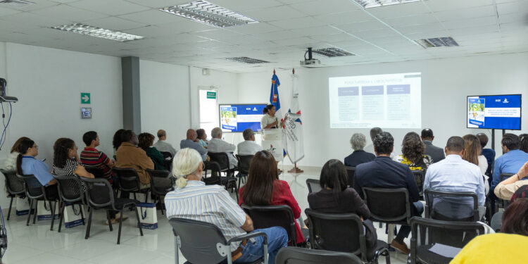Estudio sobre mercado laboral y mano de obra extranjera en el sector turismo evidencia las necesidades en formación y condiciones de trabajo