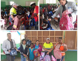 Minera Belfond entrega útiles escolares en escuelas de Las Filipinas y Santa Elena en Barahona