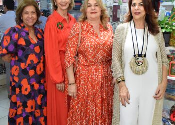 Chaly recibe la Navidad y celebra su 39 aniversario