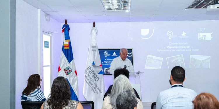El Instituto Nacional de Migración (INM RD) realiza un conversatorio sobre el fenómeno de la migración irregular