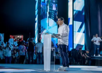 Dío Astacio promete levantar SDE y hacerla una ciudad de paz