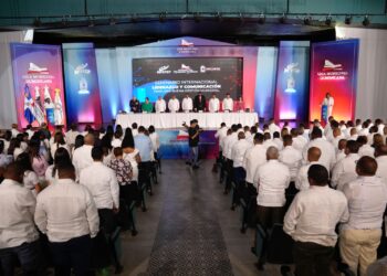 Rafael Santos Badía llama a alcaldes a enfocar su gestión en la 4ta. Revolución Industrial