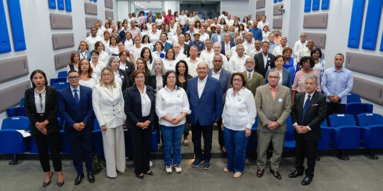 INFOTEP insta a encontrar soluciones innovadoras para proteger el planeta