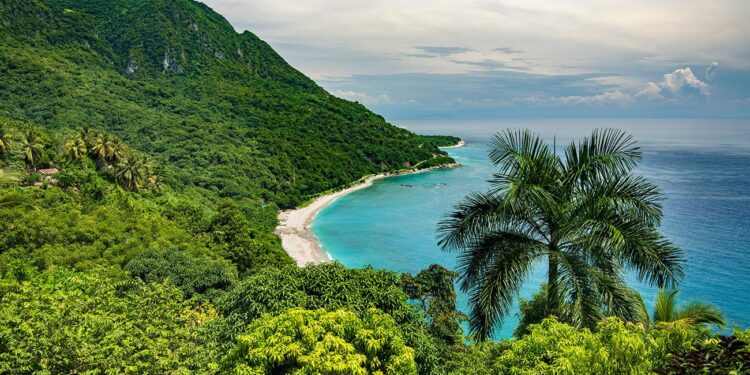 Descubre los Secretos Mejor Guardados de la República Dominicana: Destinos Imperdibles para tu Próxima Aventura