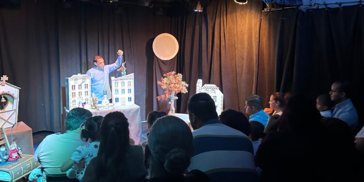 ‘El flautista de Hamelín’ vuelve a escena este fin de semana en Nova Teatro