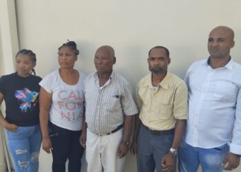 Demandan del Tribunal de Tierras fallar el caso de una litis por una vivienda en Barahona