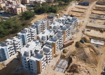Oportunidades y precauciones en la inversión inmobiliaria para la diáspora dominicana