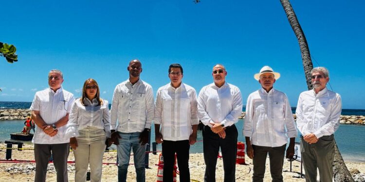 Turismo inicia construcción muelle turístico Caleta en La Romana.