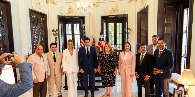 PUERTO RICO Y REPÚBLICA DOMINICANA FIRMAN HISTÓRICO ACUERDO PARA IMPULSAR EL TURISMO MULTIDESTINO
