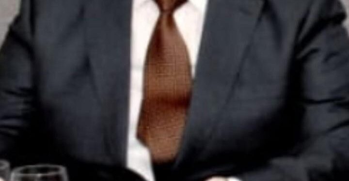 Partido Fuerza del Pueblo cuestiona tardía reacción del presidente Abinader ante crisis migratoria, y respalda llamado al diálogo de Leonel Fernández.