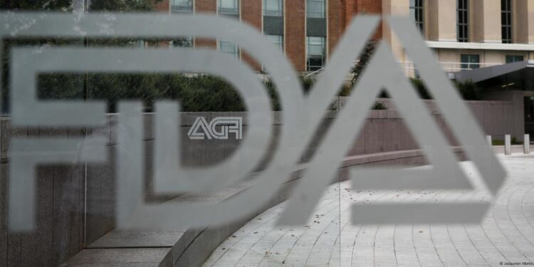 La FDA, con Paso de Vals Tardío, Admite lo que Todos Sabíamos: Las Vacunas COVID y el Corazón no Siempre Bailan en Armonía