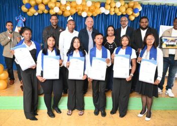 Jóvenes de Yamasá reciben certificación del CTC: un paso firme hacia el futuro