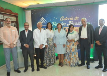 Adompretur inaugura Galería de Pasados Presidentes