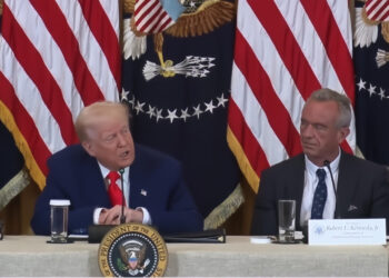 La Última Cruzada de Trump: Hacer a América Saludable (y un Poco Menos Codiciosa) con MAHA