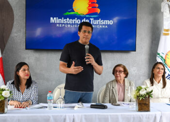 Ministro Collado deja iniciada obra de reconstrucción municipio Salcedo, Hermanas Mirabal.