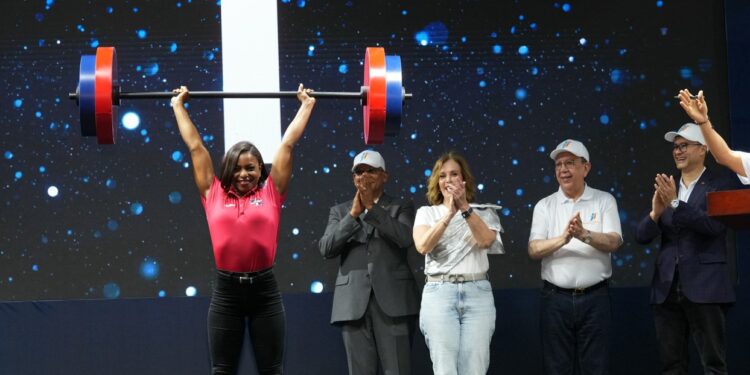 El evento deportivo tiene una especial dedicatoria a la pesista olímpica Beatriz Pirón y estarán participando cerca de dos mil atletas junto a sus familiares