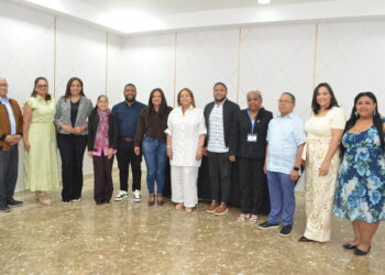 Debaten sobre periodismo turístico y sostenibilidad en la Bolsa Turística del Caribe 2025