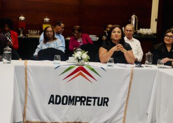 Adompretur dialoga con Especialistas de ONU Turismo sobre la Estrategia Nacional de Turismo Sostenible 