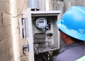 EDEESTE normaliza más de 22 mil clientes y desmantela cerca de 8 mil conexiones ilegales durante septiembre