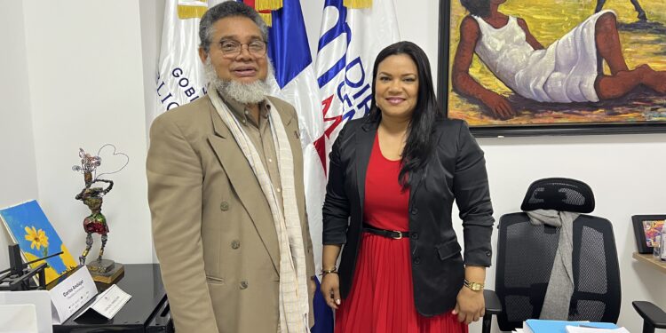 Adompretur y Director de Museos dan primer paso hacia el Museo del Turismo Dominicano