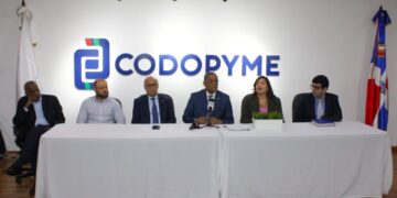 ADECOM respalda a CODOPYME y pide equidad en costos por residuos sólidos