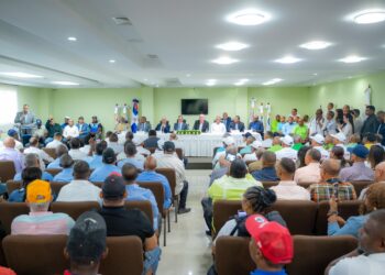 Ministerio de Trabajo y la ITF acuerdan cooperación para fortalecer los derechos laborales en el sector transporte