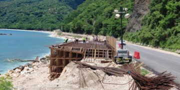 Avanzan trabajos terminación carretera Barahona Enriquillo y mirador San Rafael