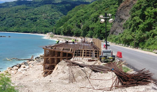 Avanzan trabajos terminación carretera Barahona Enriquillo y mirador San Rafael