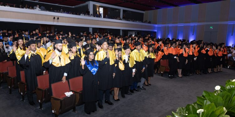 Unapec gradúa a 798 nuevos profesionales en su Graduación Extraordinaria 2026