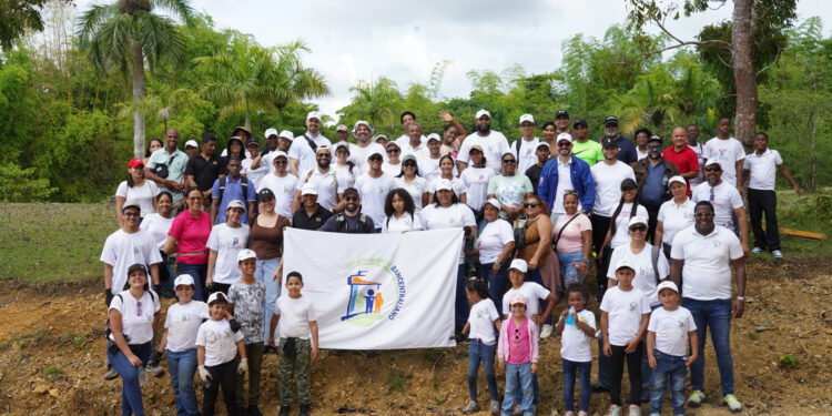 Voluntariado Bancentraliano realizó su 21.ª jornada de reforestación