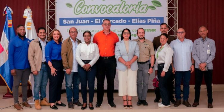 Productores de San Juan y Elías Piña recibirán más de RD$12 millones en bonos para tecnificar predios