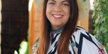 Milena Delgado Durán desvela la portada de “REVERDE-Ser”: El rostro de una nueva temporada de esperanza
