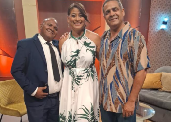 Claudio Rivera del Teatro Guloya invitado especial de Fiestas y Personalidades