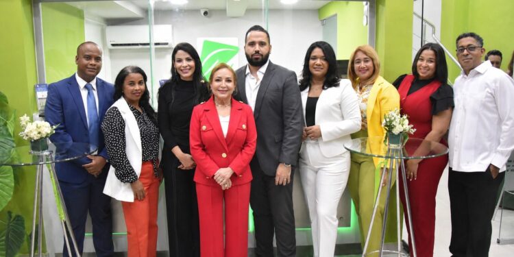 Moneycorps celebra 20 años e inaugura sucursal en Plaza Galerías del Este