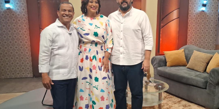 Fiestas y Personalidades recibe como invitado especial al cantautor Manerra