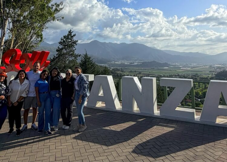 Ministerio de Turismo y ADAVIT impulsan el turismo interno con exitoso “Tam Trip” en Constanza