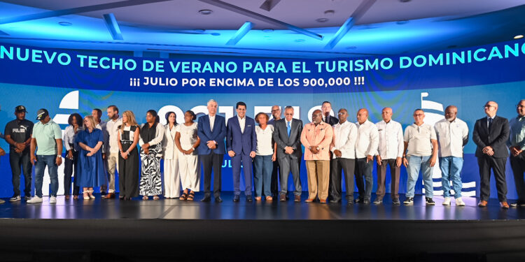 Más de 7,7 millones de visitantes llegan al país hasta julio