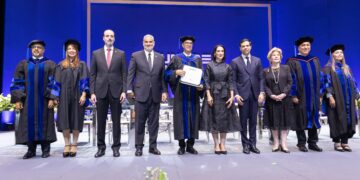 Unapec otorga Doctorado Honoris Causa al escritor y filósofo José Mármol