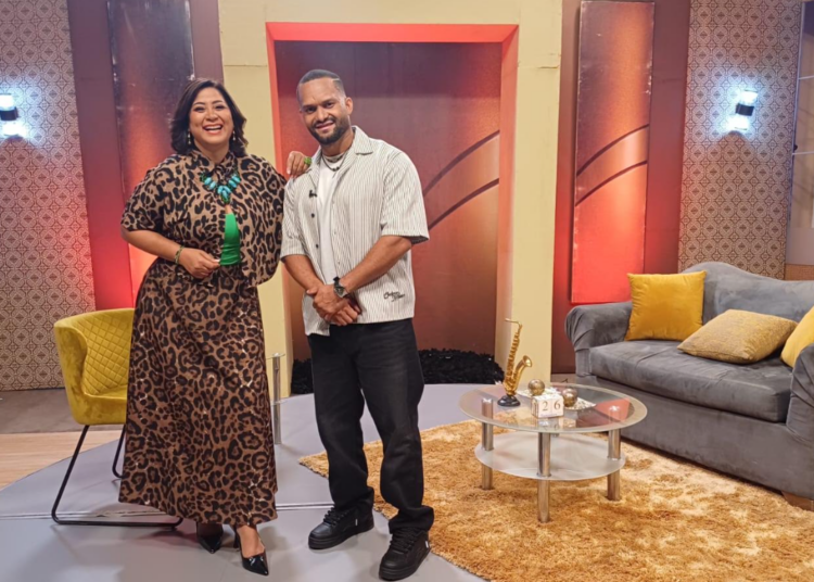 Omar Bienn trae su arte al programa Fiestas y Personalidades