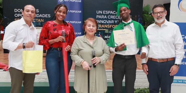 Fundación Gissell Eusebio Life Transformer celebra la 10.ª Graduación del programa de Preparación para el Empleo “Coaching para Más Capacitados”.